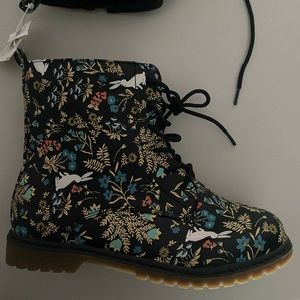Old Navy Girl boots size 1 NWT